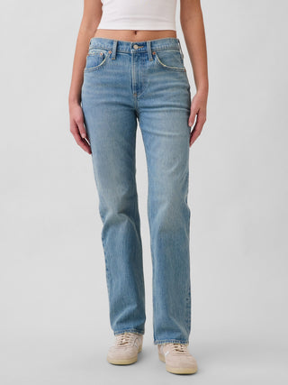 Jeans rectos relajados de talle medio.