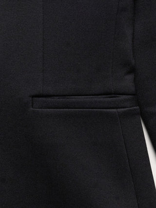 Blazer Ponte ajustado por todas partes.