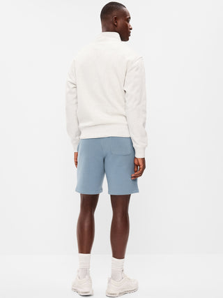 Shorts con logo de rotación: entrepierna de 7 pulgadas.