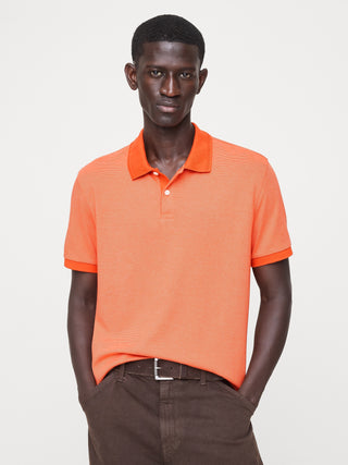 Polo con toque de lujo.