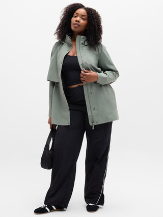 Gabardina corta RainOut Solara.