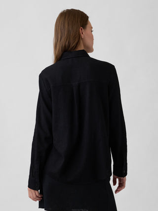 Camisa oversized de mezcla de lino, de corte fácil.
