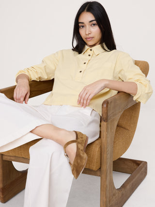 Camisa oversize de sarga de algodón con popover.
