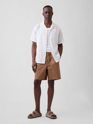 Shorts caqui sin cordones Essential de 7".