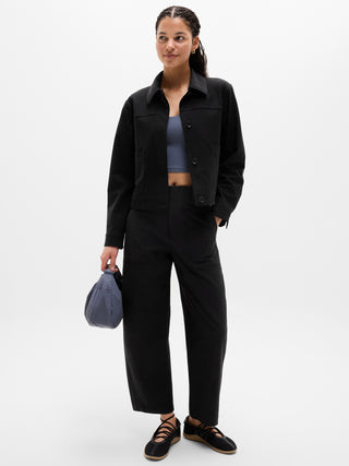 Chaqueta Corta con Bolsillos Delanteros