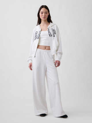 Sudadera con Capucha y Logo Bordado