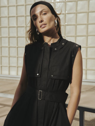 Vestido Largo con Bolsillos y Detalle Cinturón