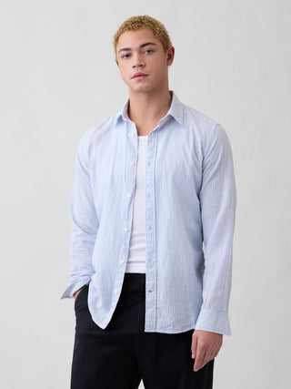 Camisa de mezcla de lino con corte estándar.