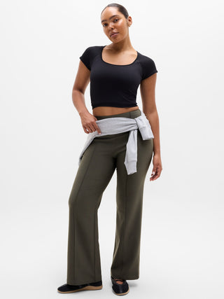 Pantalón Recto Talle Alto Bolsillos Traseros