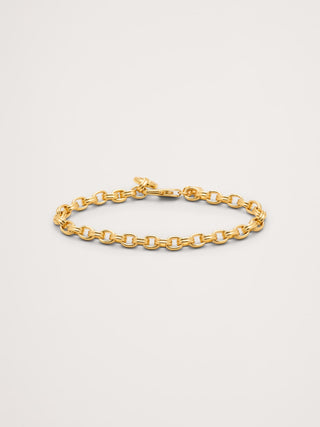 Pulsera mini de cadena con eslabones ovalados dobles.