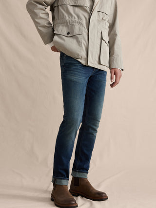 Jeans Slim Fit con Bolsillos