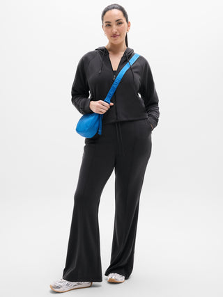 Pantalón Deportivo Acampanado Talle Medio