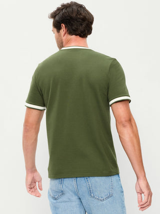 Camiseta de piqué con cuello redondo.