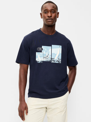Camiseta holgada con gráfico pesado.