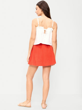 Minifalda pantalón de gasa arrugada con cintura con volantes.
