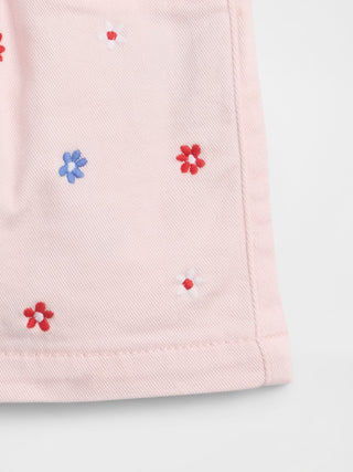 shorts vaqueros mom bordados sin cierres de babyGap.