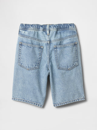Shorts vaqueros holgados sin cordones para niños.