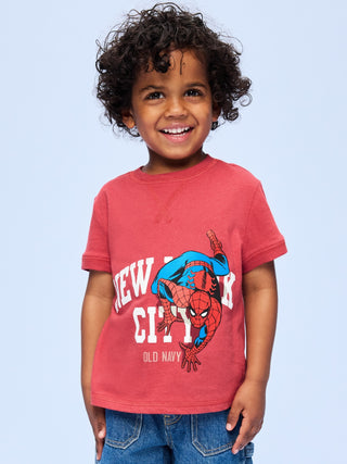 Camiseta con timbre gráfico de Old Navy x Marvel Spider-Man para niños pequeños.