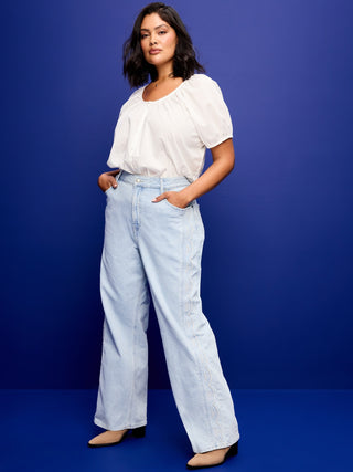 Jeans anchos bordados con cintura extra alta.