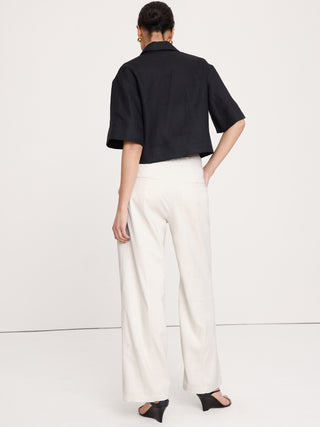 Pantalón utilitario recto de talle medio en lino-viscosa elástica.