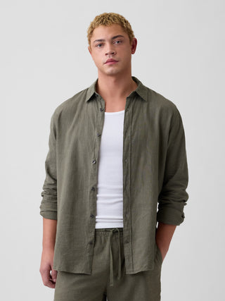 Camisa de mezcla de lino con corte estándar.
