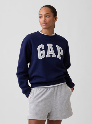 Sudadera con logo de Gap.