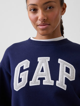 Sudadera con logo de Gap.