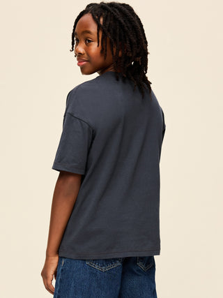 Camiseta gráfica extragrande de Old Navy x Marvel Spider-Man para niño.