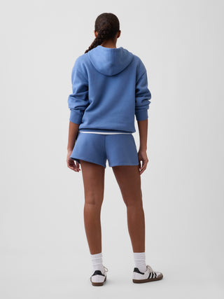 Shorts con logo de Gap.