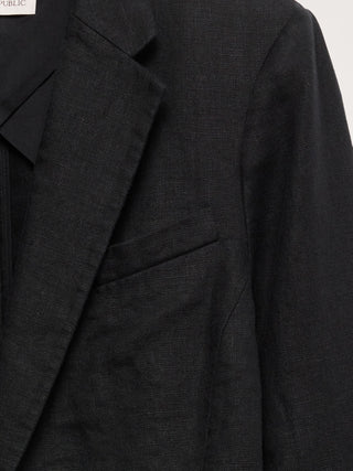 Blazer ajustado de lino.