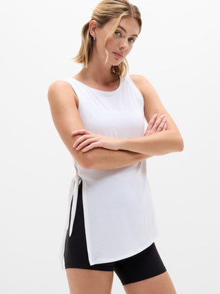 Camiseta sin mangas Move With Ease Asym Tie.