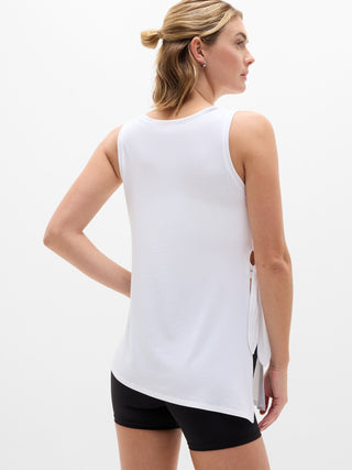 Camiseta sin mangas Move With Ease Asym Tie.