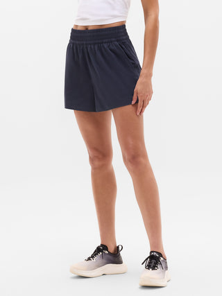 Short Deportivo con Cintura Elástica y Bolsillos