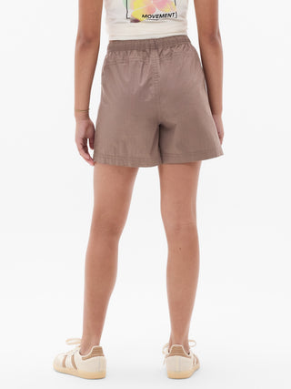 Pantalón corto de campamento tejido para niña Athleta.