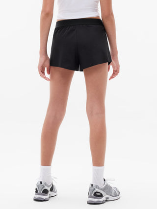 Pantalón corto Athleta Girl Sprint Ready de 2,5".