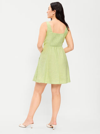 Wide-Strapped Sweetheart Neckline Dress