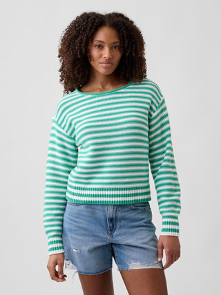 Jersey holgado con cuello vuelto y rayas.