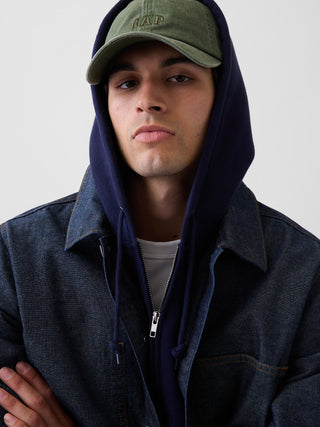 Gorra de béisbol con logo lavado.
