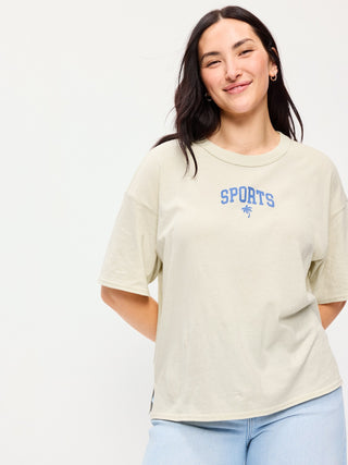 Camiseta holgada de manga corta con cuello redondo.