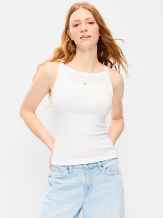 Camiseta sin mangas con delantal sin mangas ajustada.