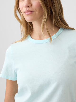 Camiseta favorita con cuello redondo.
