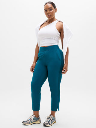 Pantalón Tobillero Talle Medio con Bolsillos