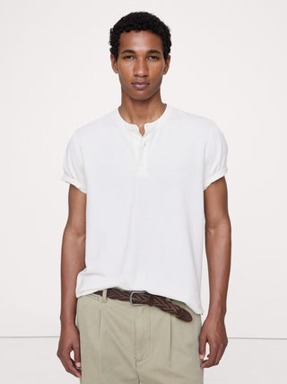 Camiseta henley de malla.