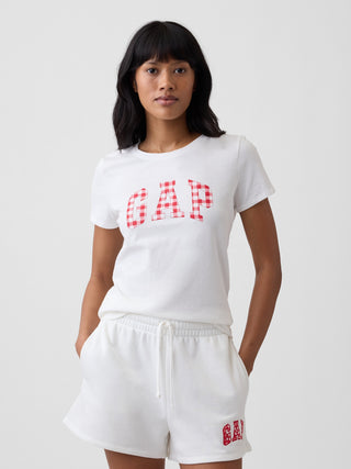 Camiseta con logo de Gap.