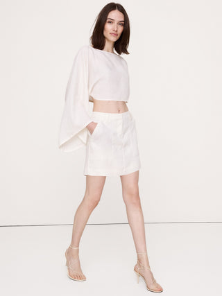 Minishort de lino.