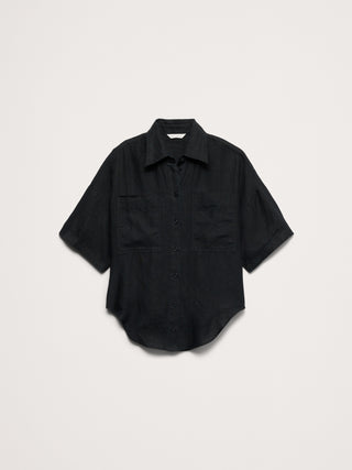 Camisa de lino de manga corta.