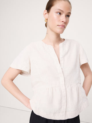 Linen Flutter-Sleeve Top.