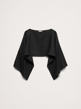 Top corto de lino con cuello barco.