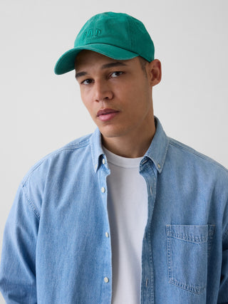 Gorra de béisbol con logo lavado.