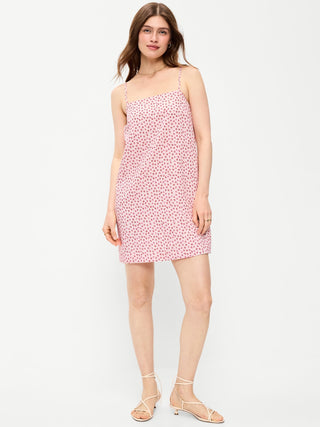 Vestido recto mini con tiras.